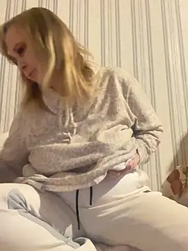 Irina2909xh online show from 25, 2, 2026