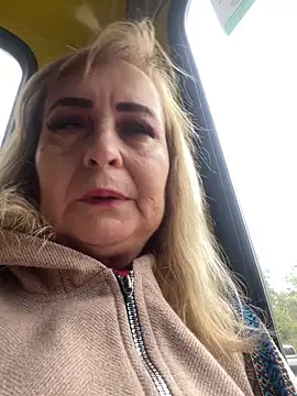 Snapshot of Irina2909@xh chatting on 8, 10, 2025 Irina2909xh online show from 8, 10, 2025