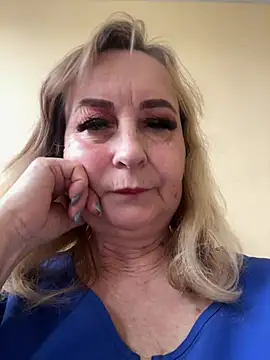 Irina2909xh online show from 9, 4, 2026