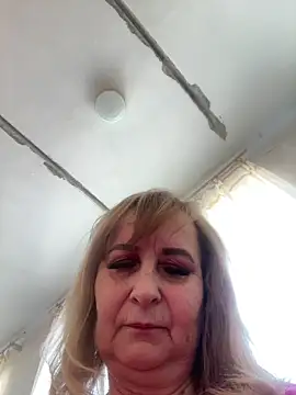 Irina2909xh online show from 10, 3, 2026