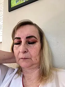 Irina2909xh online show from 6, 3, 2025