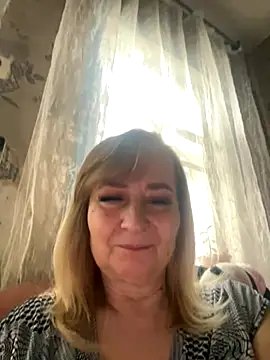 Snapshot of Irina2909@xh chatting on 16, 11, 2025 Irina2909xh online show from 16, 11, 2025