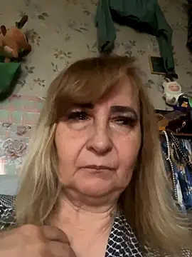 Snapshot of Irina2909@xh chatting on 8, 11, 2025 Irina2909xh online show from 8, 11, 2025