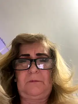 Irina2909xh online show from 14, 9, 2025