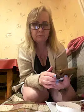 Irina2909xh online show from 18, 12, 2025