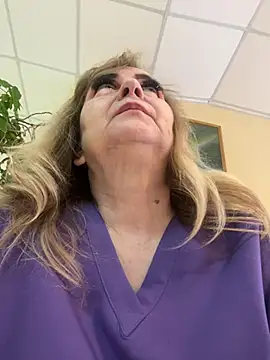 Irina2909xh online show from 7, 1, 2026