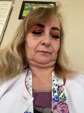 Snapshot of Irina2909@xh chatting on 10, 10, 2025 Irina2909xh online show from 10, 10, 2025