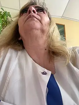 Irina2909xh online show from 13, 3, 2025