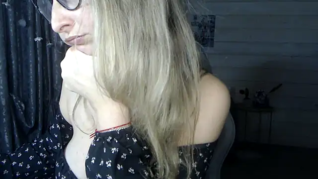 RubiLakros online show from 27, 11, 2025