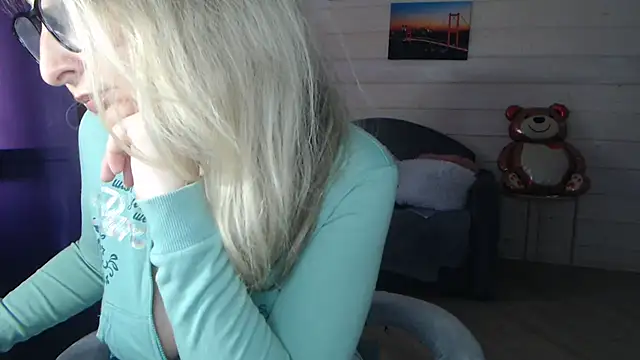 RubiLakros online show from 21, 4, 2026