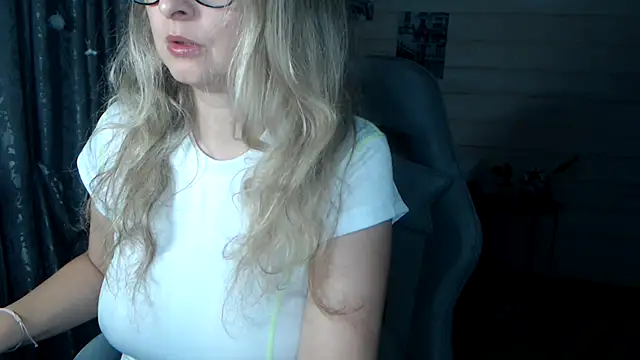 RubiLakros online show from 26, 11, 2025