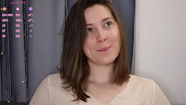 Snapshot of BeckyMartens chatting on 1, 10, 2025 BeckyMartens online show from 1, 10, 2025