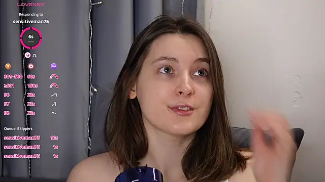 Snapshot of BeckyMartens chatting on 3, 10, 2025 BeckyMartens online show from 3, 10, 2025