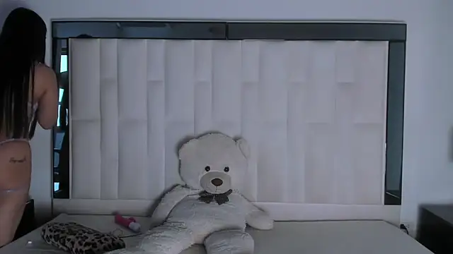 Snapshot of valentina_fi chatting on 26, 11, 2025 valentina fi online show from 26, 11, 2025