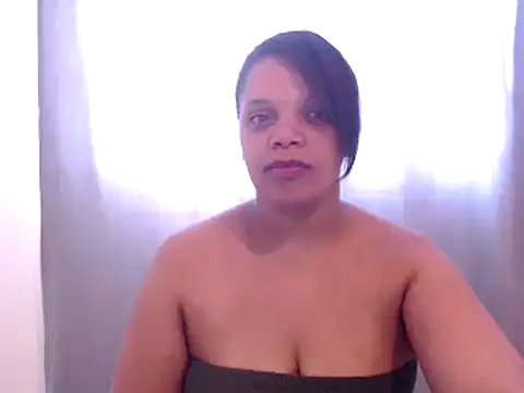 Snapshot of Lustfuleyez chatting on 6, 3, 2025 Lustfuleyez online show from 6, 3, 2025