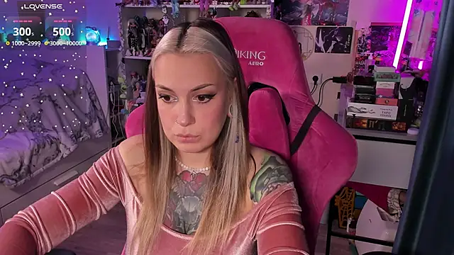 ChloeKohaku online show from 31, 10, 2025