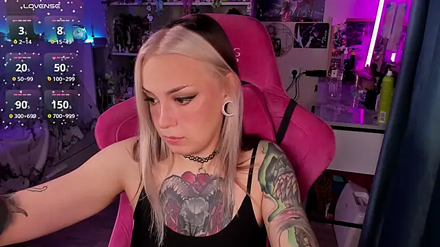 ChloeKohaku online show from 13, 10, 2025