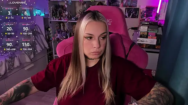 ChloeKohaku online show from 23, 11, 2025