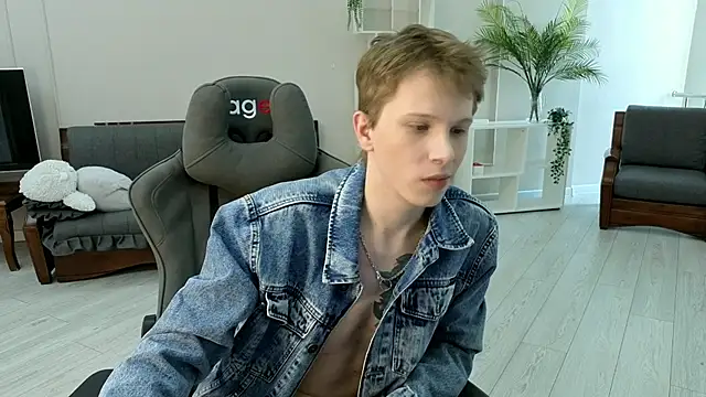 arlekincrop online show from 19, 12, 2025