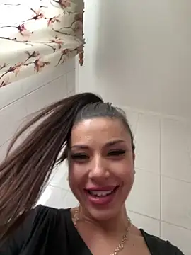 AmiraRosse online show from 2, 2, 2025