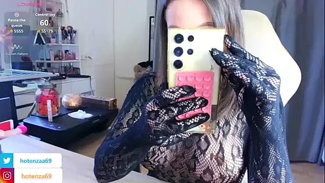 Hotenza69 online show from 30, 10, 2025