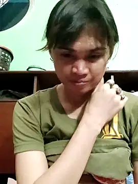 QueenSoreal online show from 20, 4, 2026