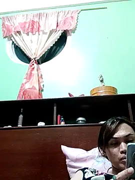 QueenSoreal online show from 17, 11, 2025