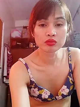 Snapshot of QueenSoreal chatting on 22, 2, 2025 QueenSoreal online show from 22, 2, 2025