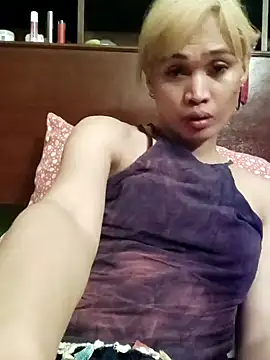 Snapshot of QueenSoreal chatting on 19, 6, 2026 QueenSoreal online show from 19, 6, 2026