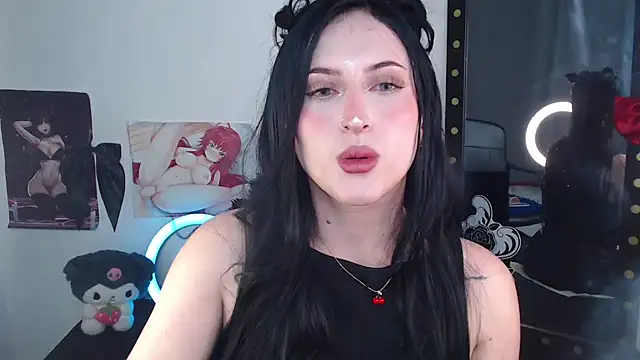 Snapshot of Evelyn_Sheeran chatting on 12, 5, 2026 Evelyn Sheeran online show from 12, 5, 2026