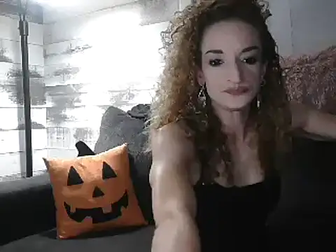Snapshot of AshleyRain chatting on 5, 10, 2025 AshleyRain online show from 5, 10, 2025