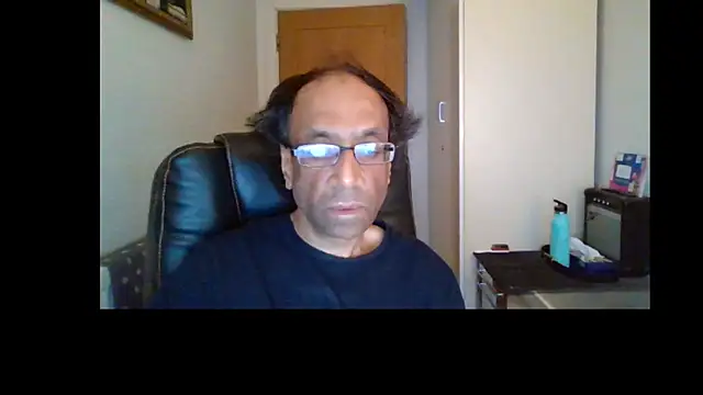 Snapshot of rauncher1 chatting on 29, 6, 2026 rauncher1 online show from 29, 6, 2026