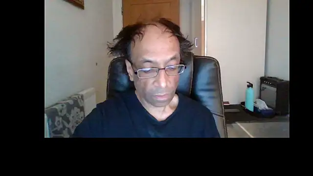 Snapshot of rauncher1 chatting on 10, 7, 2026 rauncher1 online show from 10, 7, 2026