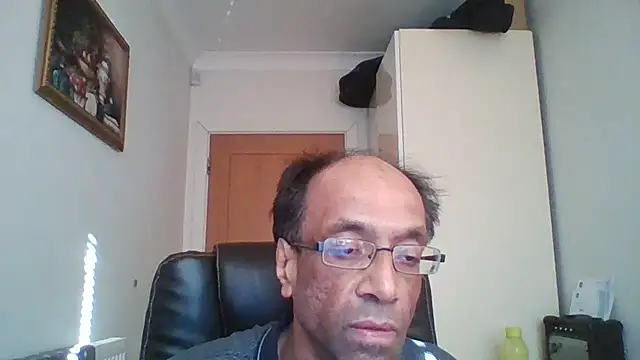 rauncher1 online show from 26, 11, 2025