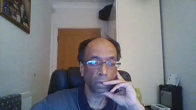 rauncher1 online show from 24, 11, 2025