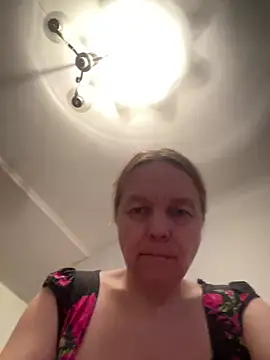 Susanel online show from 22, 4, 2026