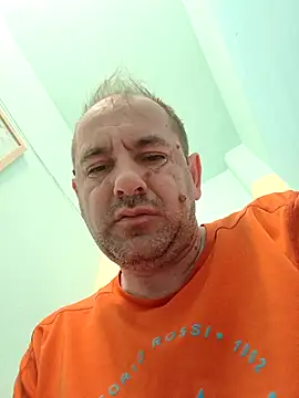 Snapshot of Venelin_ruse chatting on 13, 4, 2026 Venelin ruse online show from 13, 4, 2026