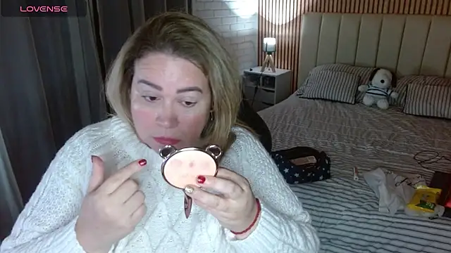 bella savati online show from 14, 1, 2026