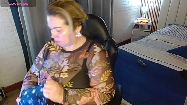 bella savati online show from 18, 2, 2026