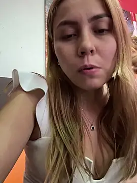 Brittanyrosexx online show from 23, 2, 2026