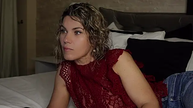 Snapshot of FeliciaKrige chatting on 21, 5, 2026 FeliciaKrige online show from 21, 5, 2026
