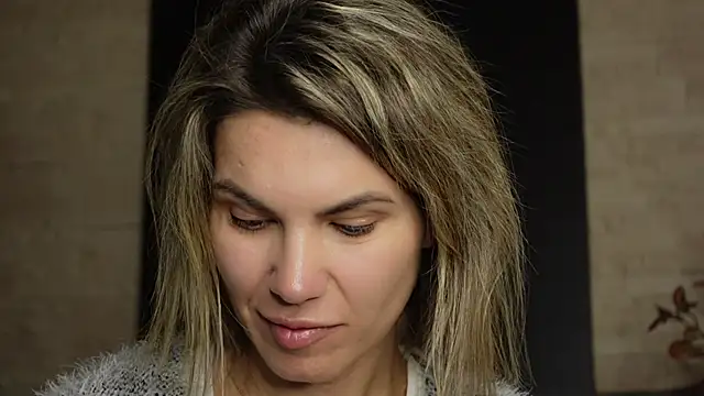 FeliciaKrige online show from 18, 4, 2026