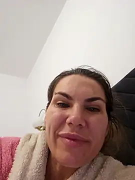 FeliciaKrige online show from 9, 1, 2026