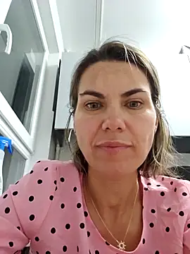 Snapshot of FeliciaKrige chatting on 30, 4, 2026 FeliciaKrige online show from 30, 4, 2026