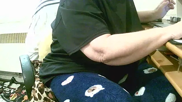 Snapshot of douceur63 chatting on 30, 3, 2026 douceur63 online show from 30, 3, 2026