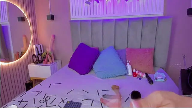 chantall1375 online show from 13, 1, 2026