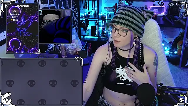 AnneSao online show from 10, 1, 2025