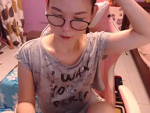 Snapshot of Sweety_Aria chatting on 4, 12, 2024 Sweety Aria online show from 4, 12, 2024