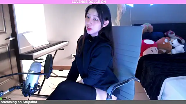 Snapshot of minarocket_ chatting on 6, 12, 2024 minarocket online show from 6, 12, 2024