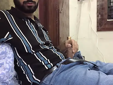 brownie cake cb online show from 8, 11, 2025